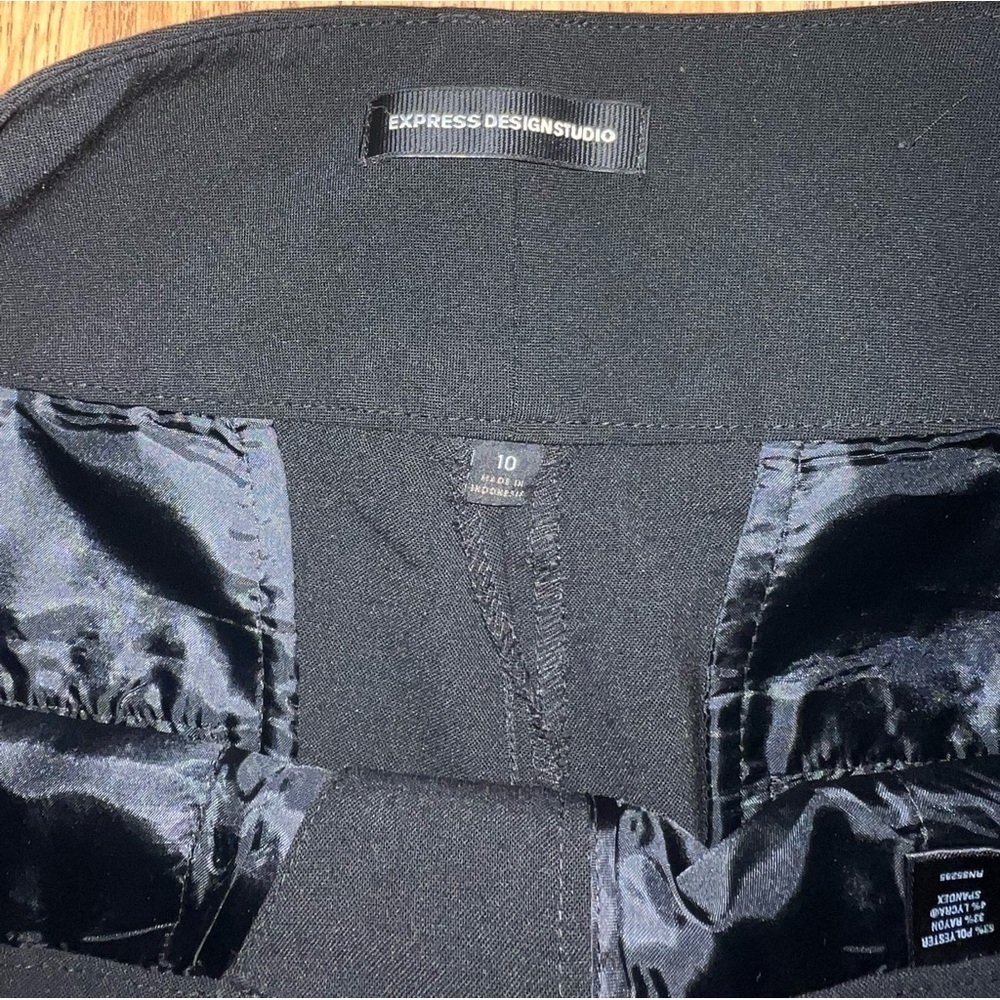 Express Pants - Picture 4 of 5